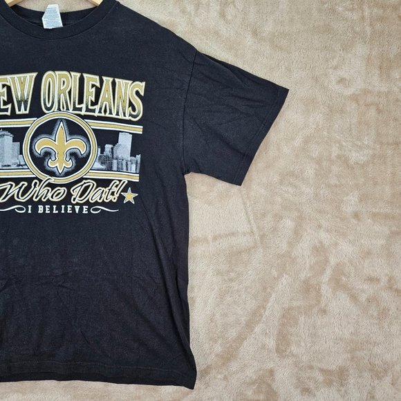 Black New Orleans Saints Football T-Shirt Who Dat I Believe Men's Size M Short - Picture 8 of 10